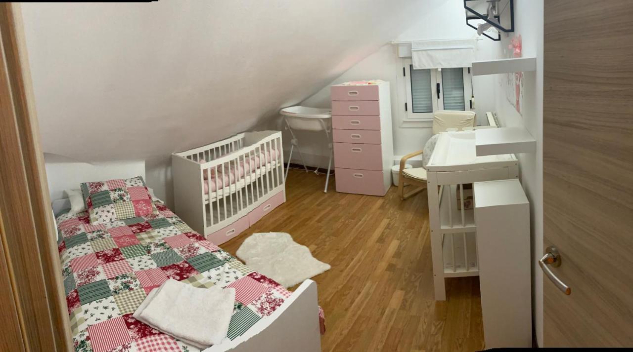 Apartamento Isabela2 Onís Exteriör bild